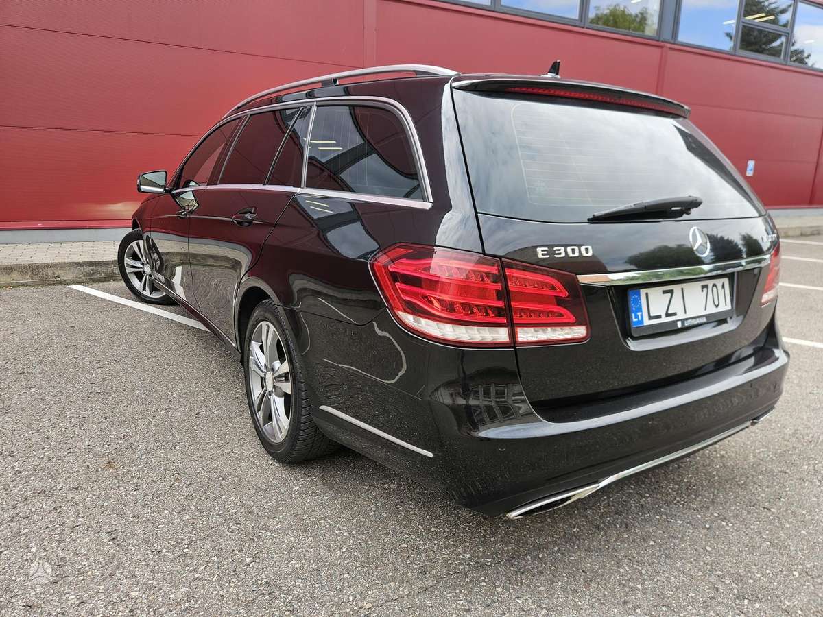 Mercedes-Benz E300, 3.0 l., Универсал
