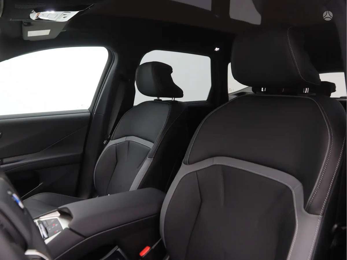 BMW iX3, Внедорожник / Кроссовер