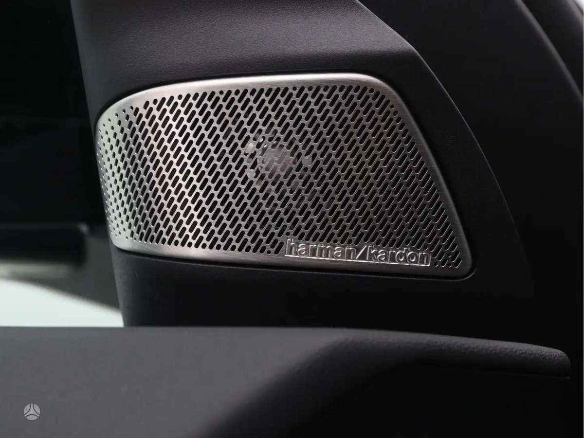 BMW iX3, Внедорожник / Кроссовер