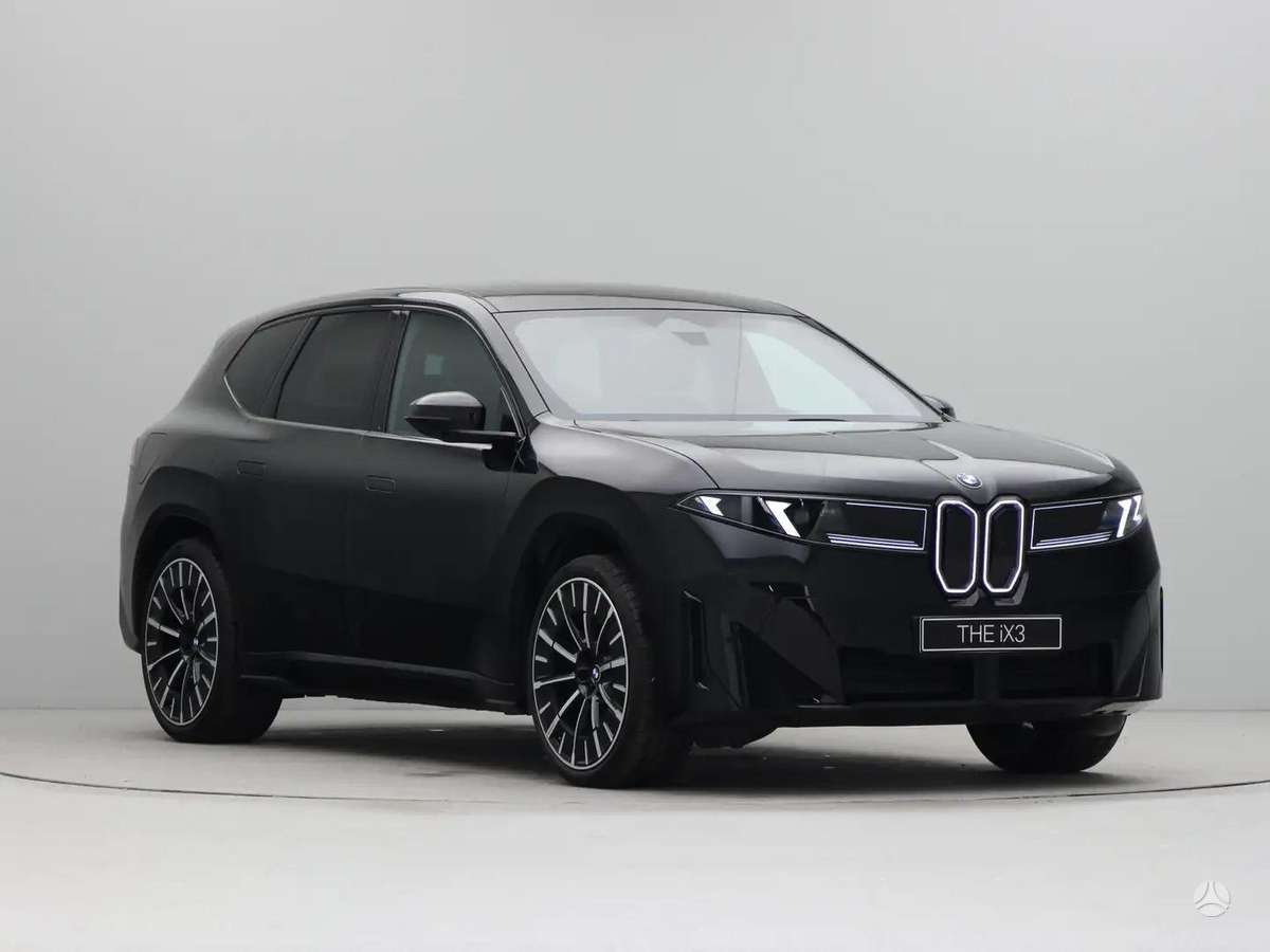 BMW iX3, Внедорожник / Кроссовер