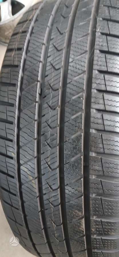 Vredestein, universalios 215/55 R18
