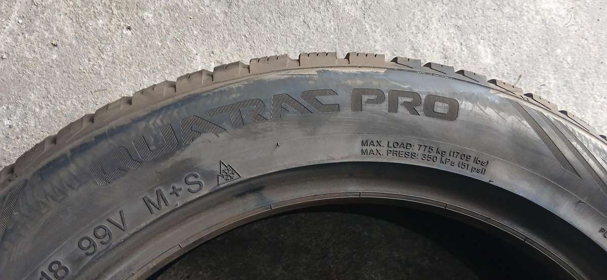 Vredestein, universalios 215/55 R18