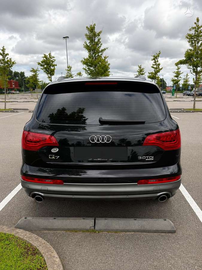 Audi Q7, 3.0 l., Внедорожник / Кроссовер