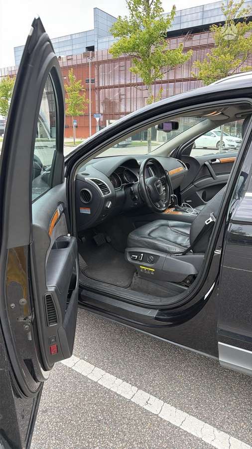 Audi Q7, 3.0 l., Внедорожник / Кроссовер