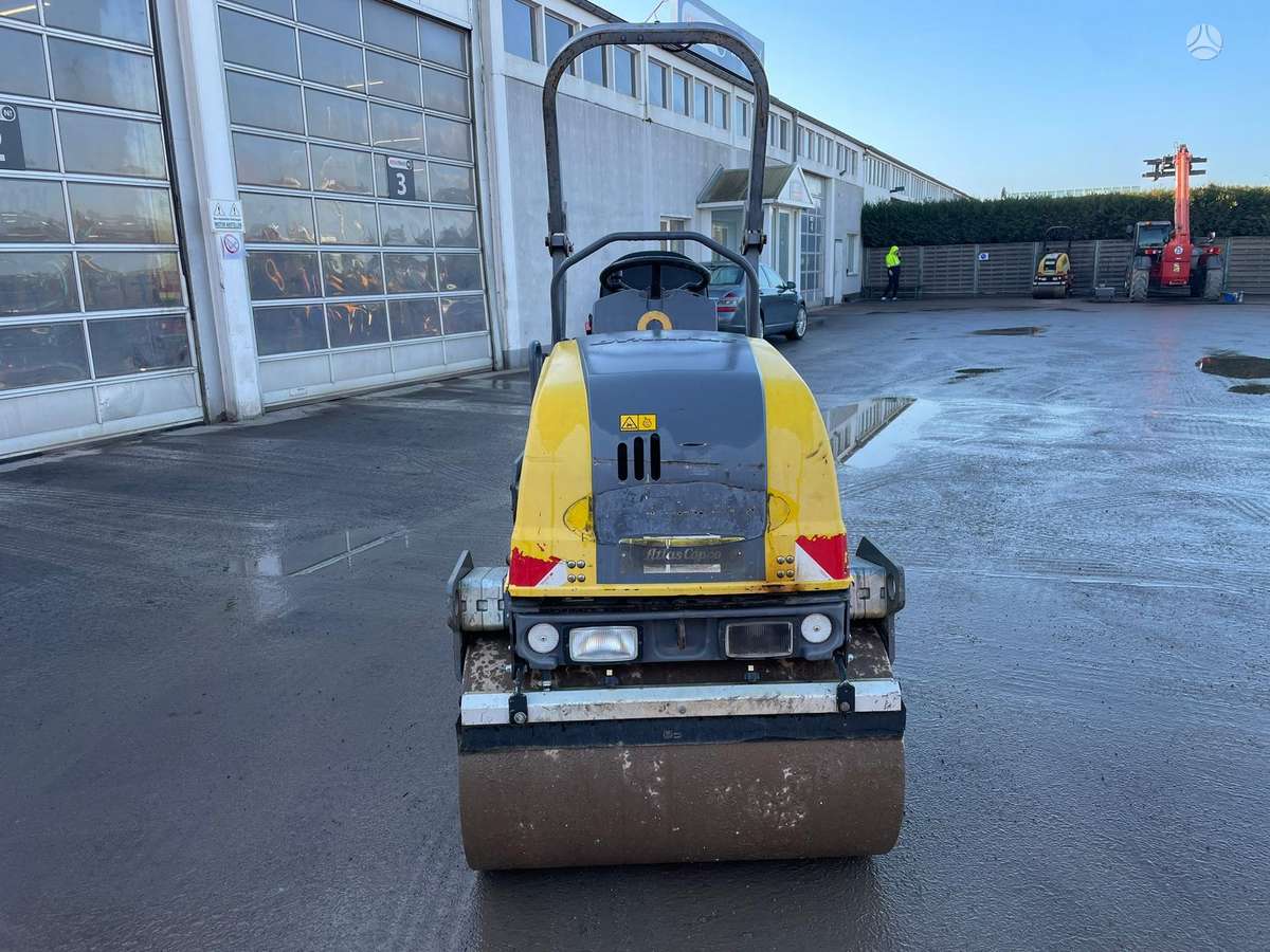 Dynapac CC1000, vibrator / compactor