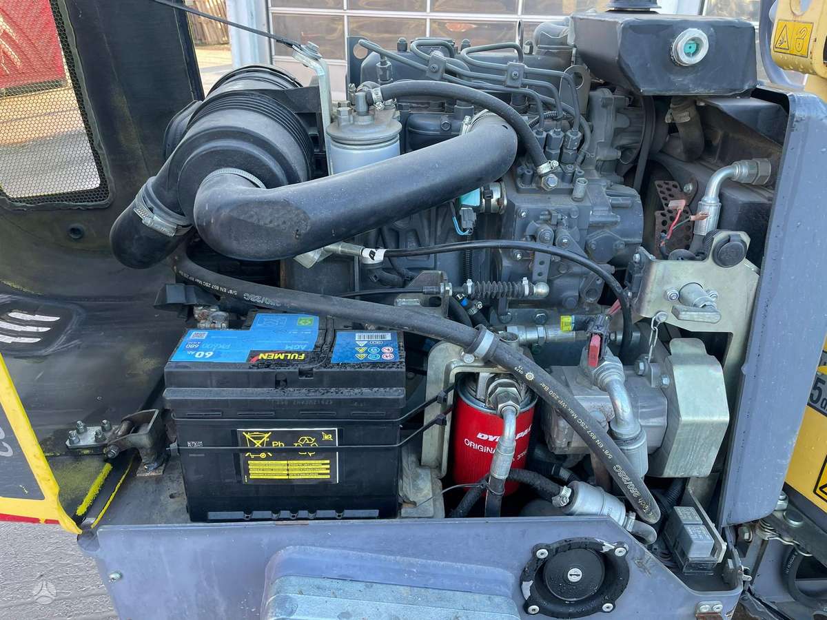 Dynapac CC1000, vibrator / compactor