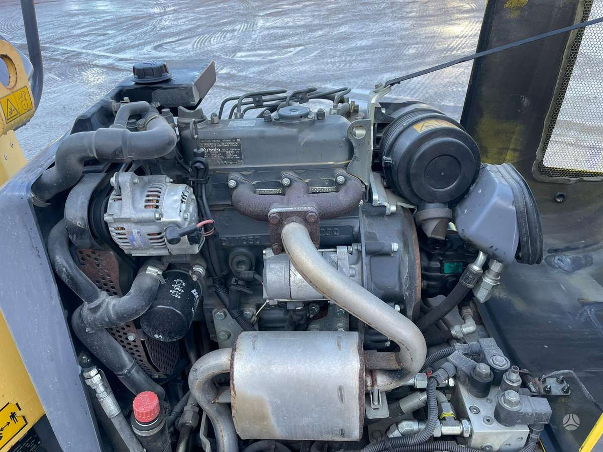 Dynapac CC1000, vibrator / compactor