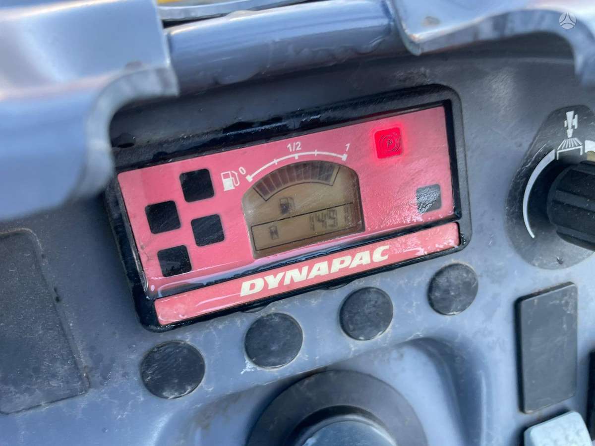 Dynapac CC1000, vibrator / compactor