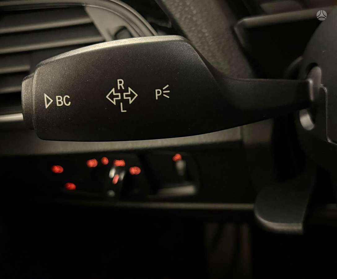BMW 120, 2.0 l., hatchback