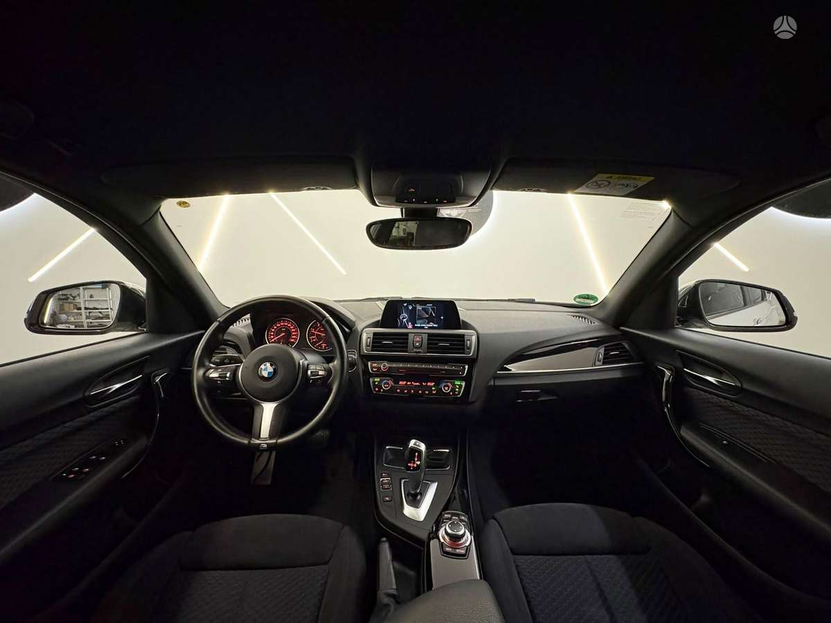 BMW 120, 2.0 l., Хэтчбек