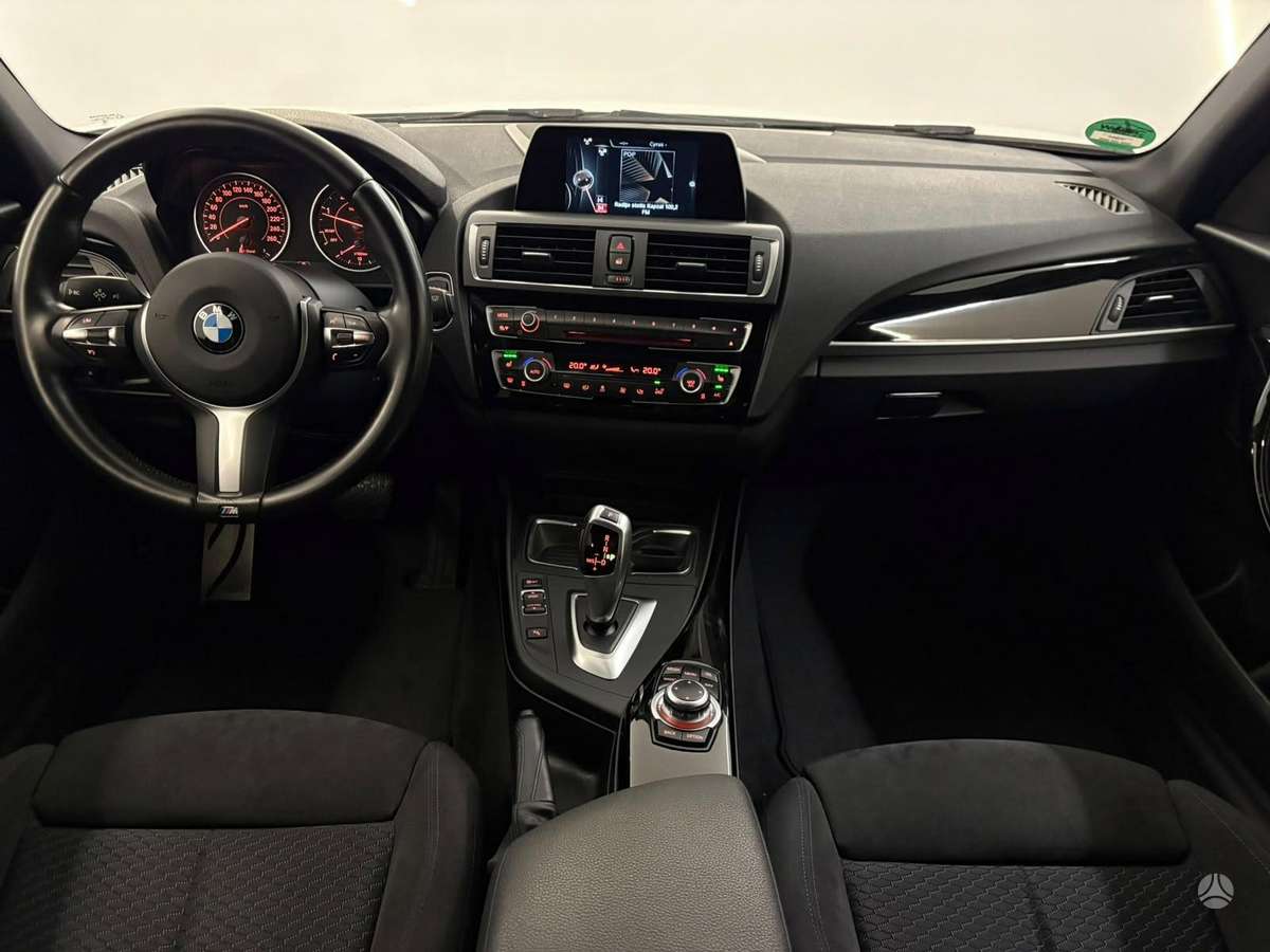 BMW 120, 2.0 l., Хэтчбек