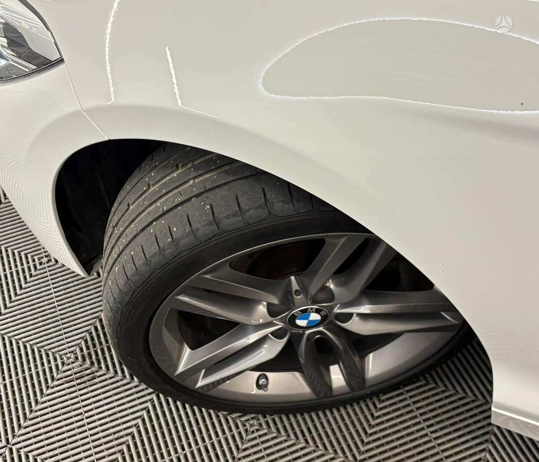 BMW 120, 2.0 l., Хэтчбек