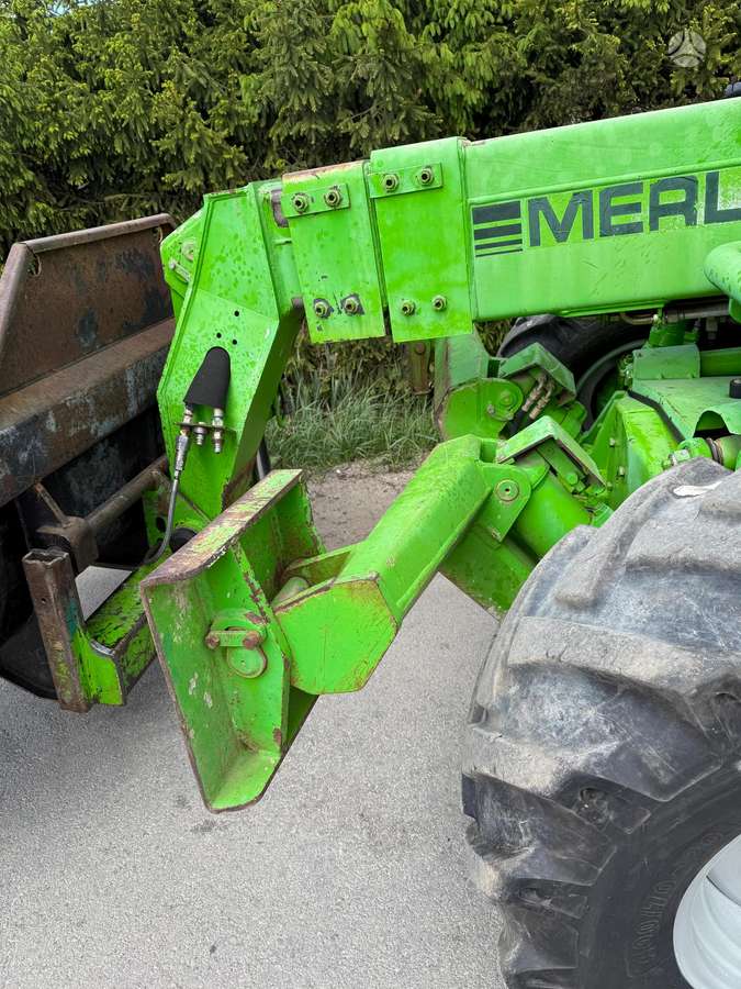 Merlo P32.12EVS, excavator loader