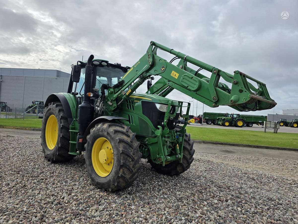 John Deere 6155M, traktori