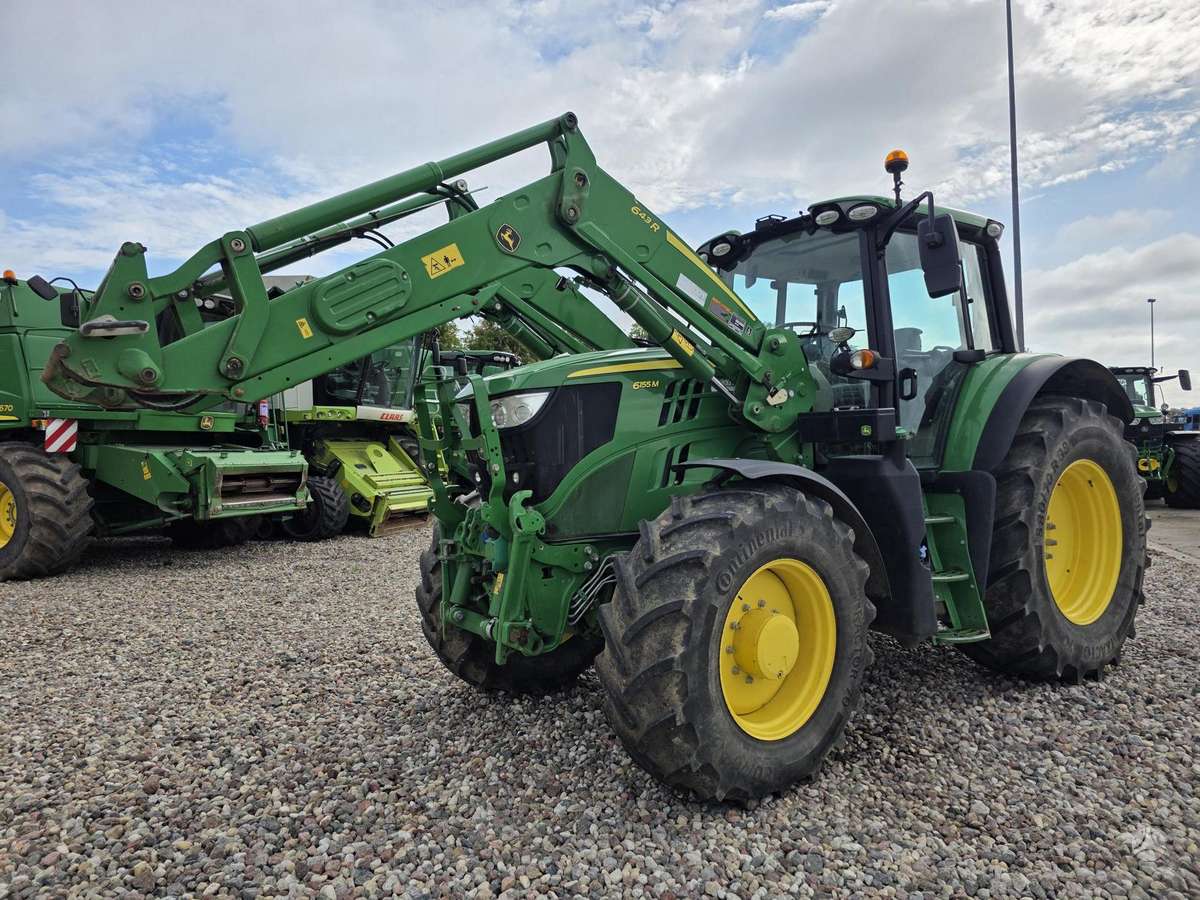 John Deere 6155M, traktoriai