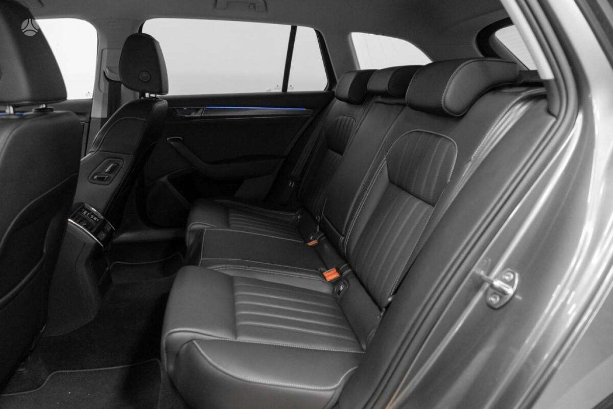 Skoda Superb, 2.0 l., hatchback