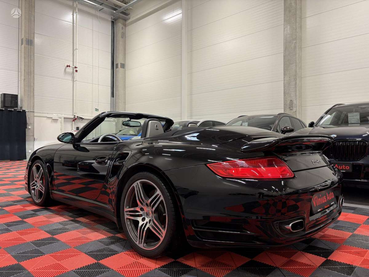 Porsche 911 - 6