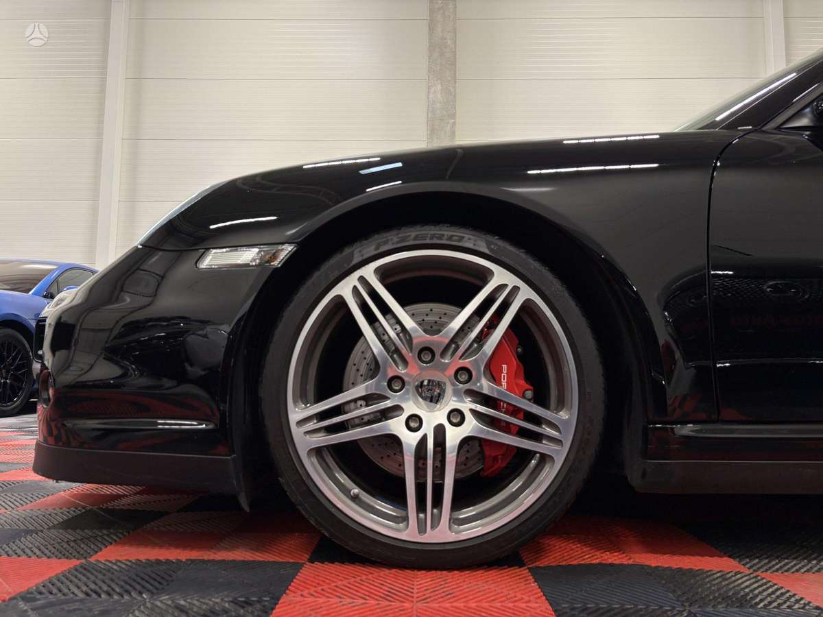 Porsche 911 - 10