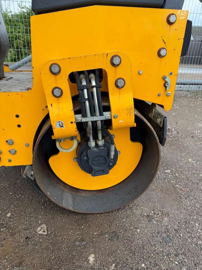 Bomag BW100ADM-5, вибромашины