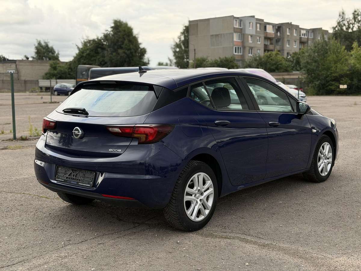 Opel Astra, 1.6 l., hatchback