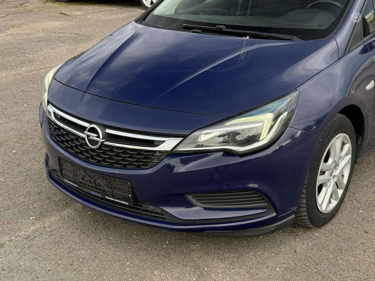 Opel Astra, 1.6 l., Хэтчбек