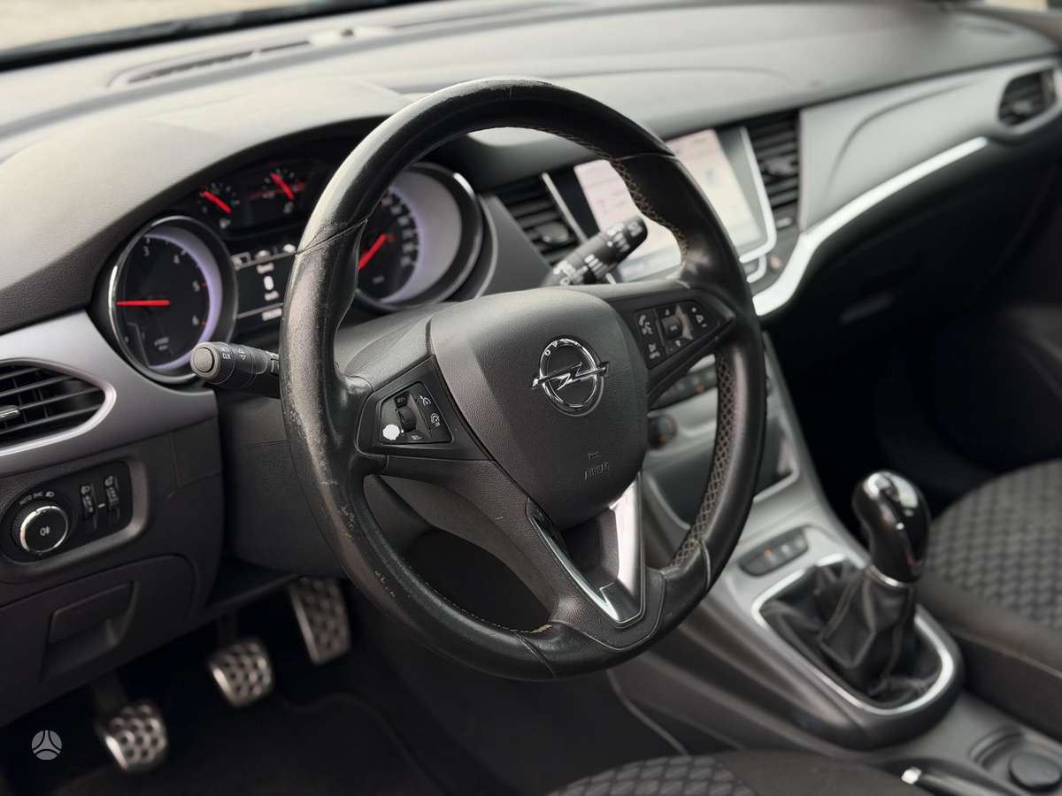 Opel Astra, 1.6 l., hatchback