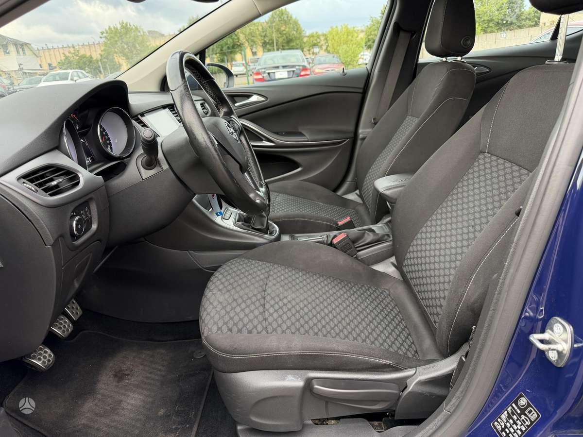 Opel Astra, 1.6 l., Хэтчбек