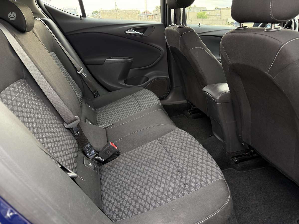 Opel Astra, 1.6 l., hatchback