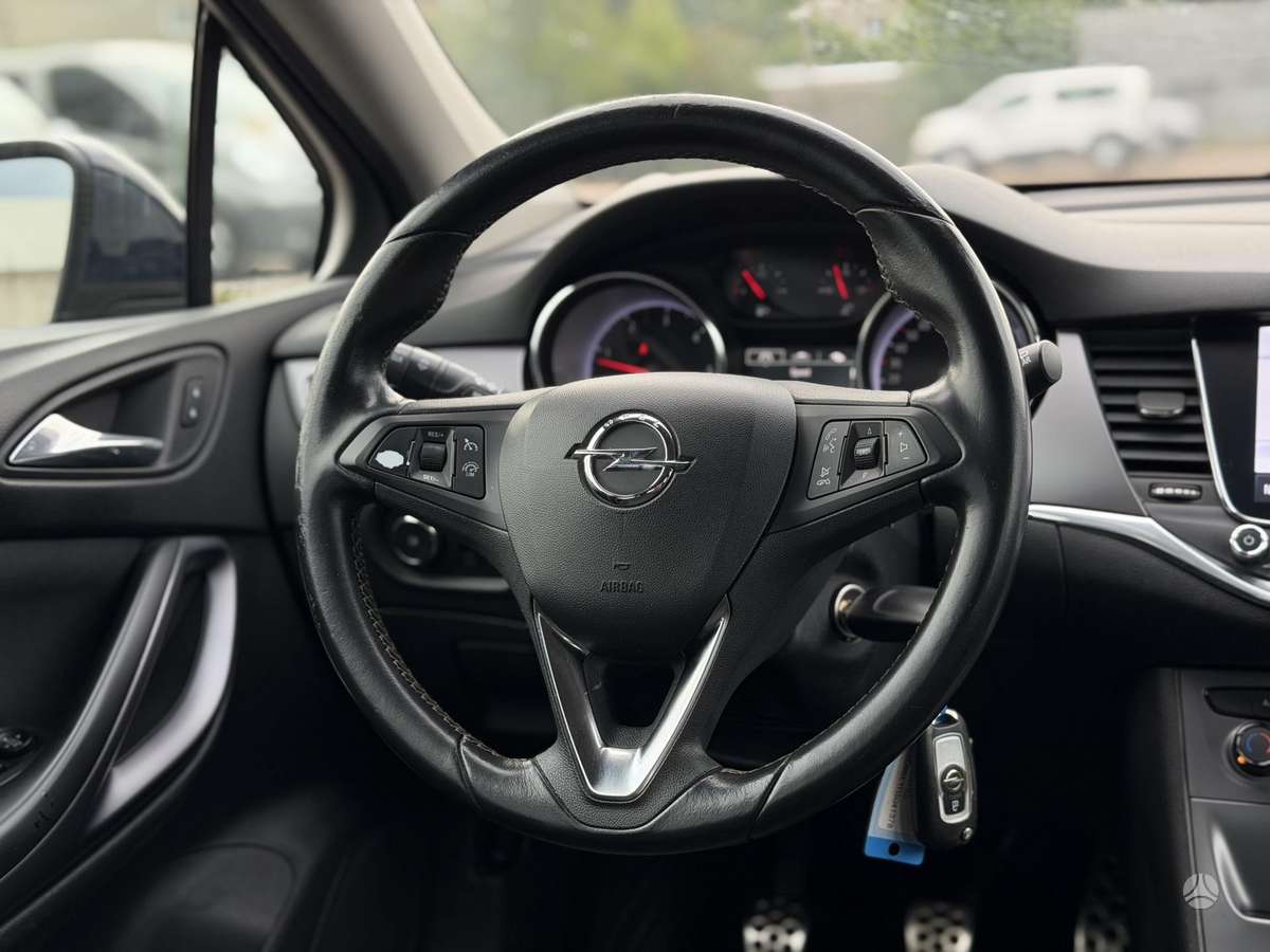 Opel Astra, 1.6 l., Хэтчбек