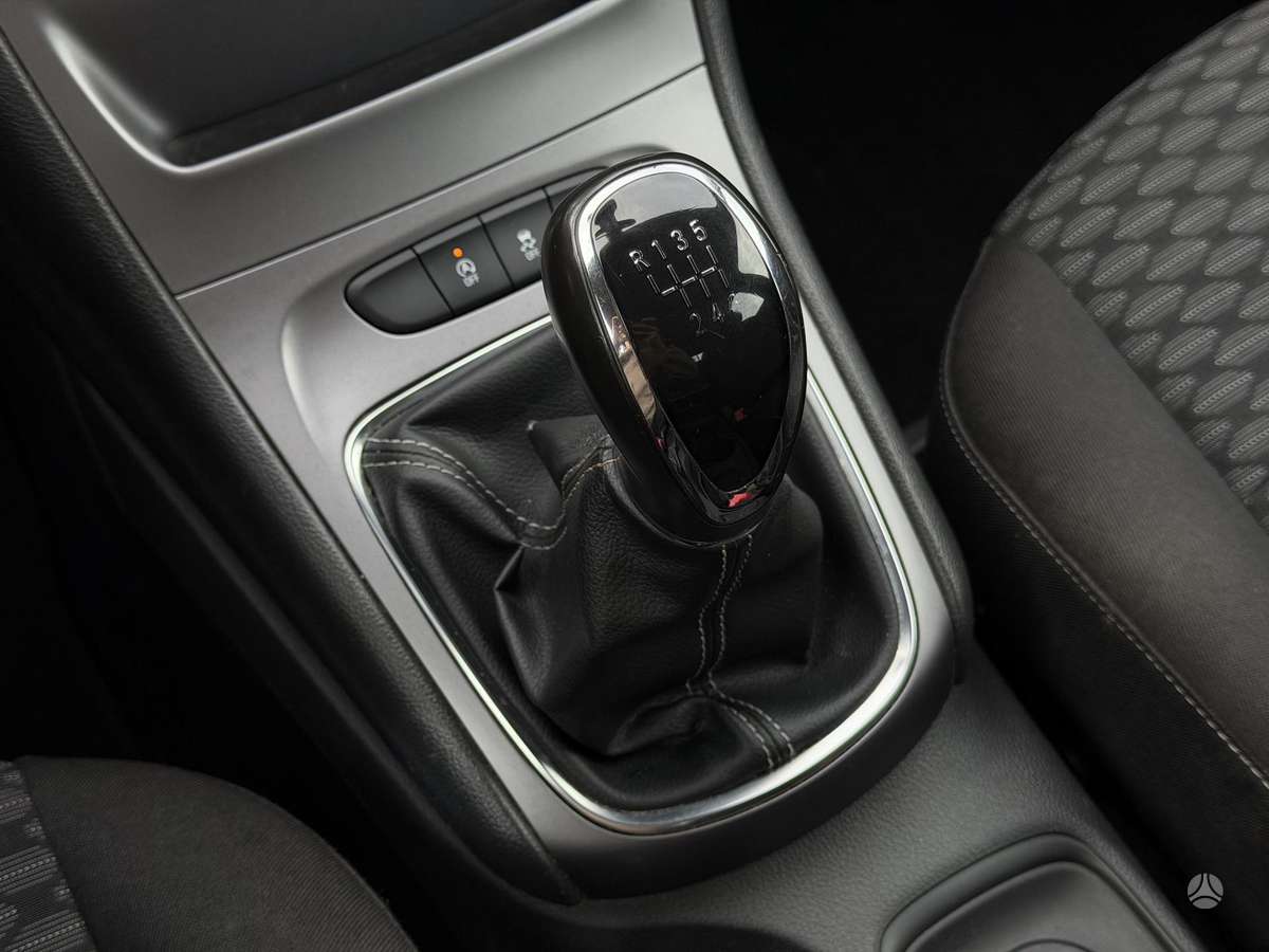 Opel Astra, 1.6 l., hatchback