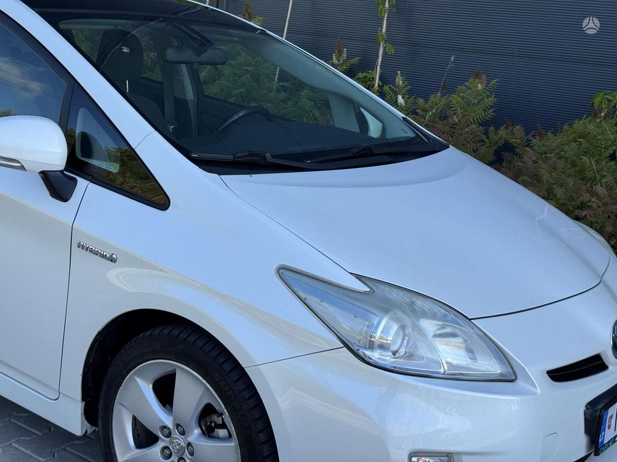 Toyota Prius - 2