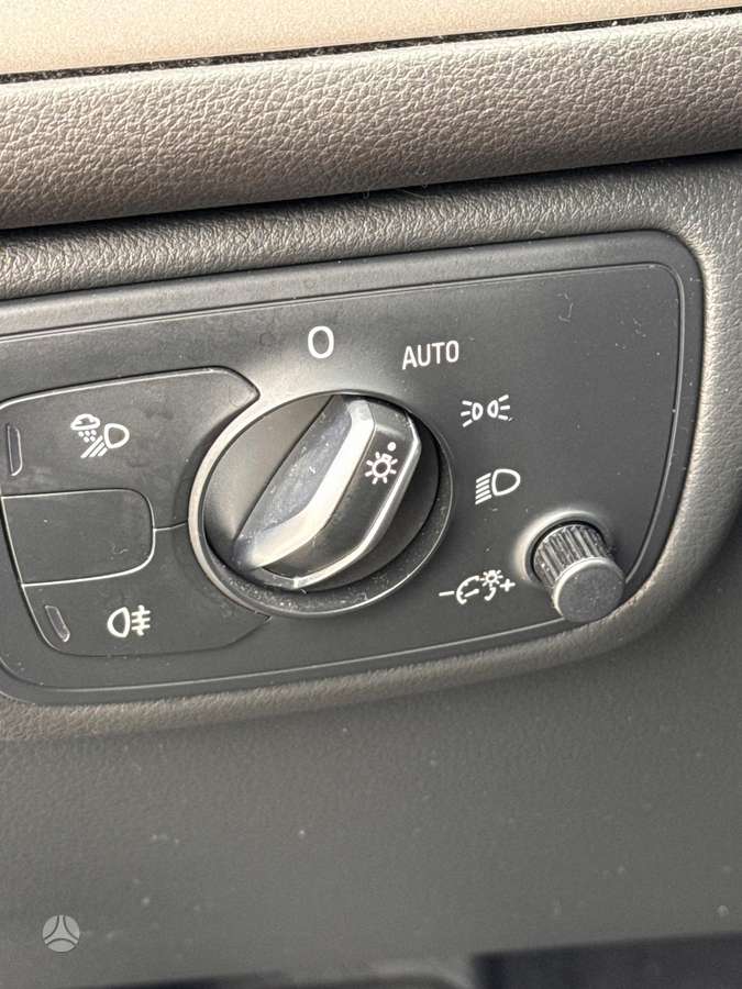 Audi A6, 2.0 l., universalas