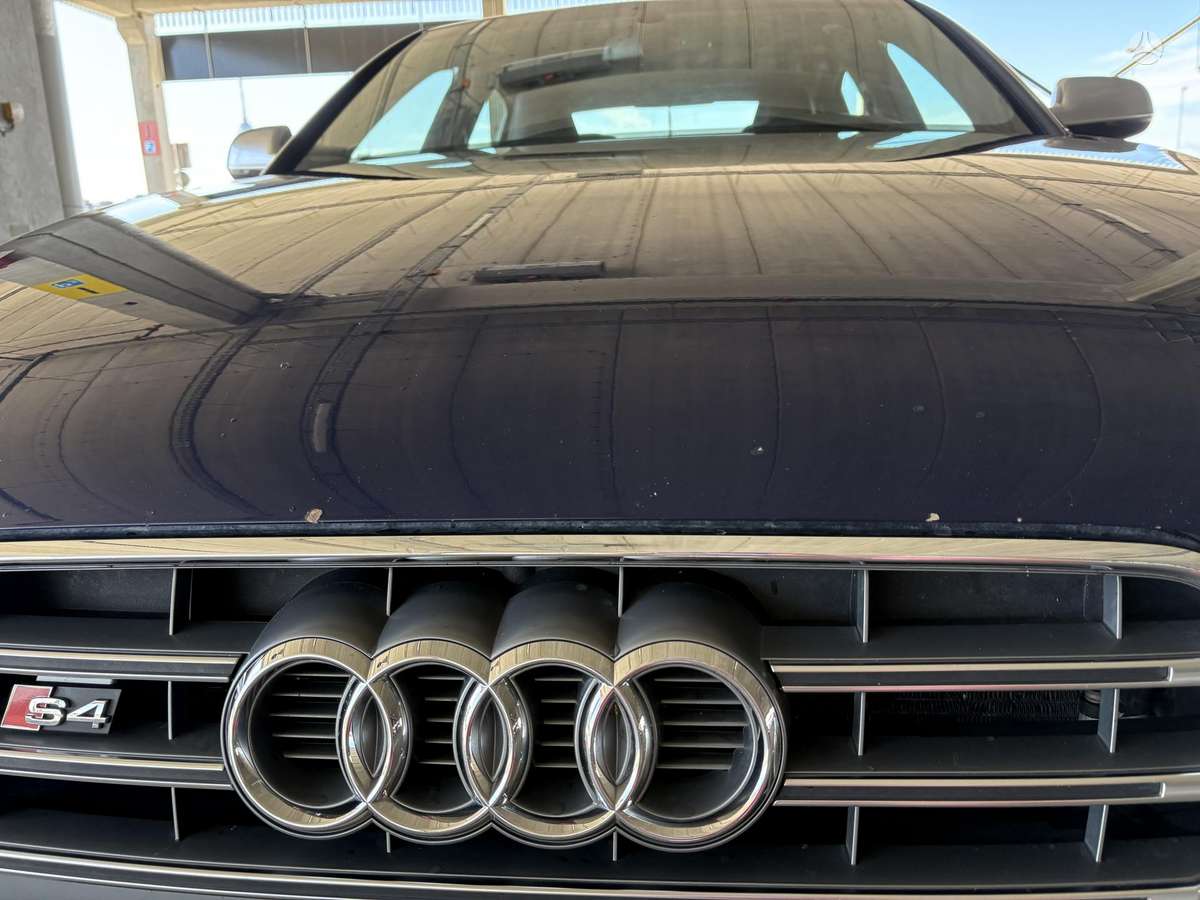 Audi S4, 3.0 l., Седан