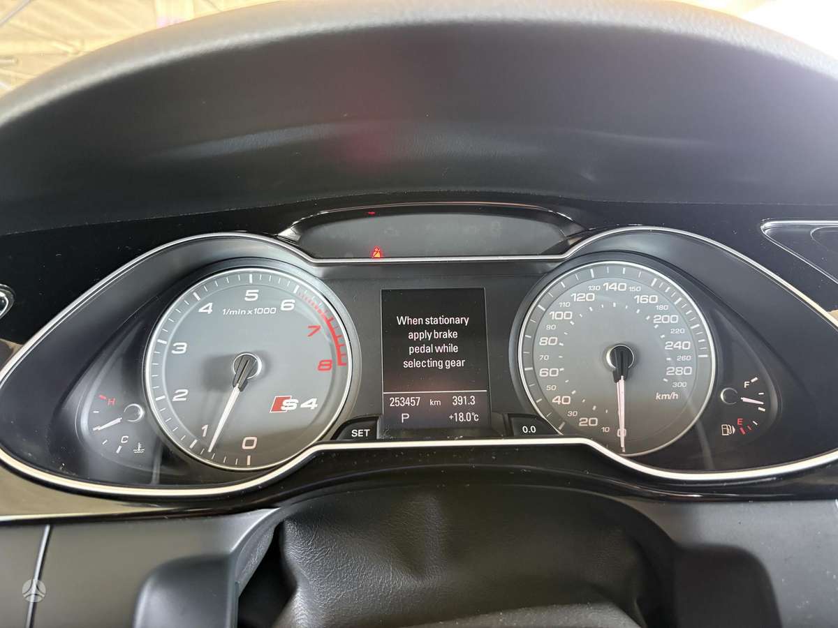 Audi S4, 3.0 l., Седан