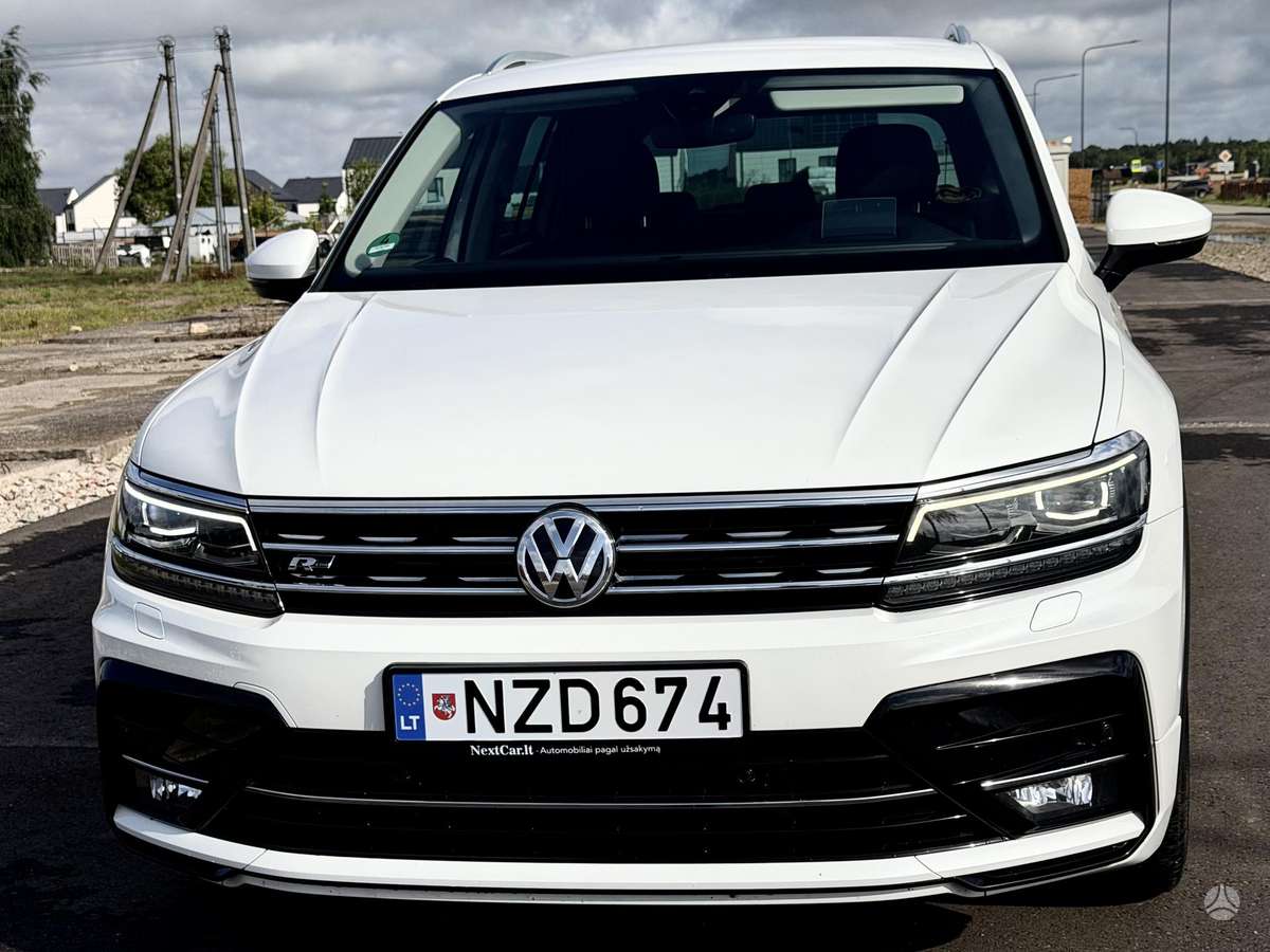 Volkswagen Tiguan - 2