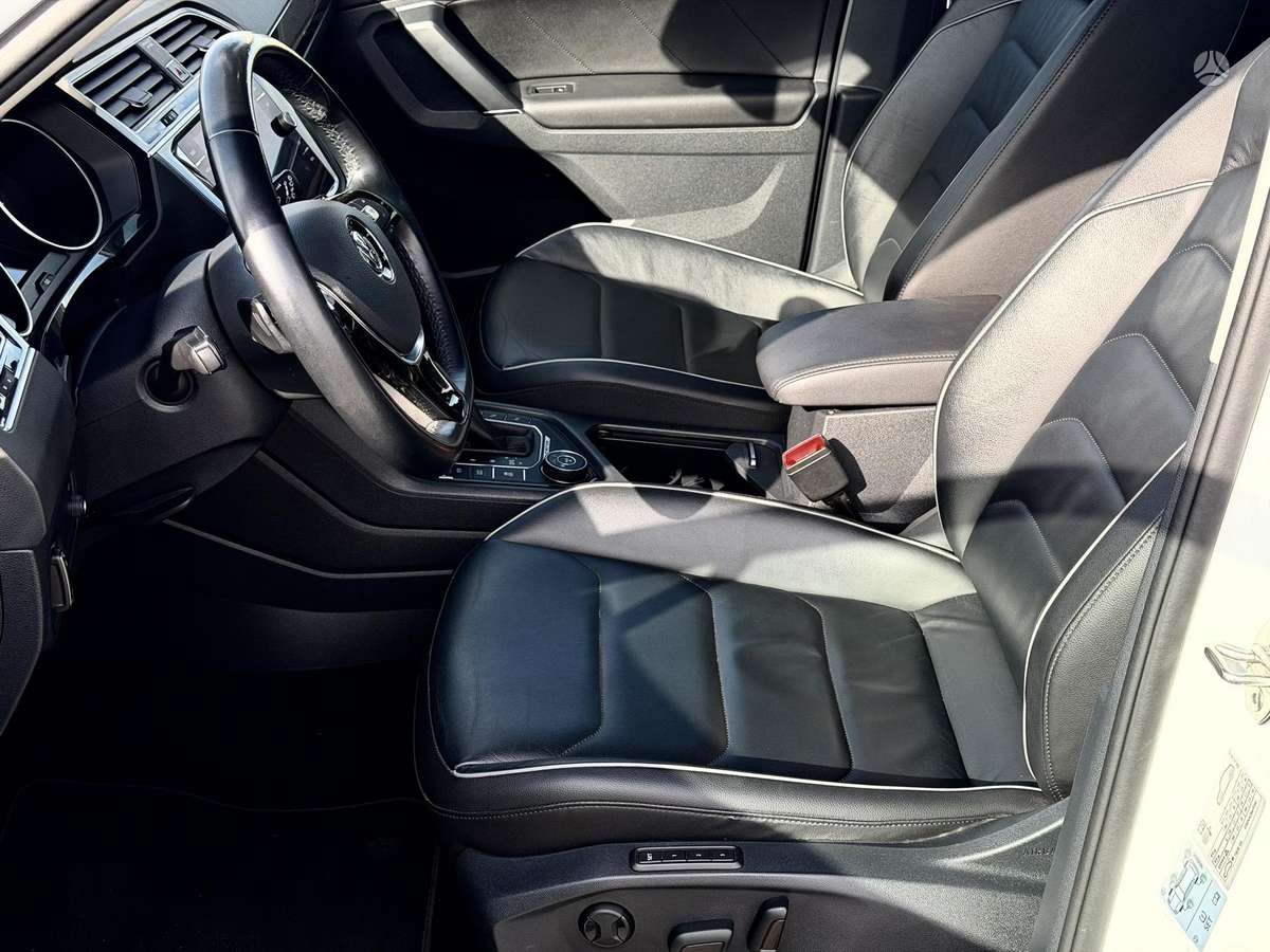 Volkswagen Tiguan - 10