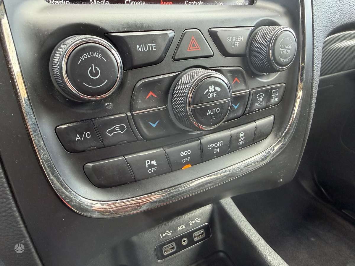 Dodge Durango, 5.7 l., off-road / crossover