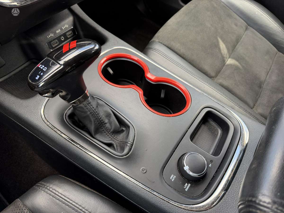 Dodge Durango, 5.7 l., off-road / crossover