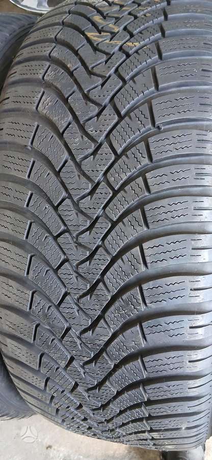 Falken, winter 225/45 R18