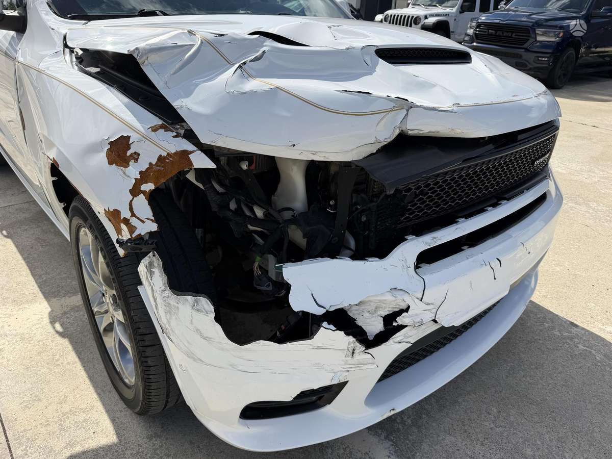 Dodge Durango, 5.7 l., off-road / crossover