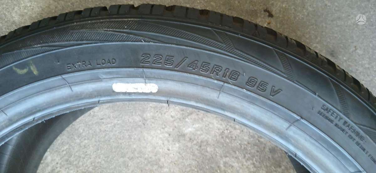 Falken, winter 225/45 R18