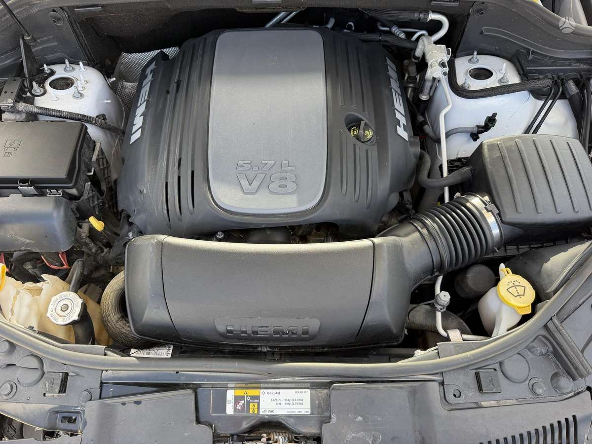 Dodge Durango, 5.7 l., off-road / crossover