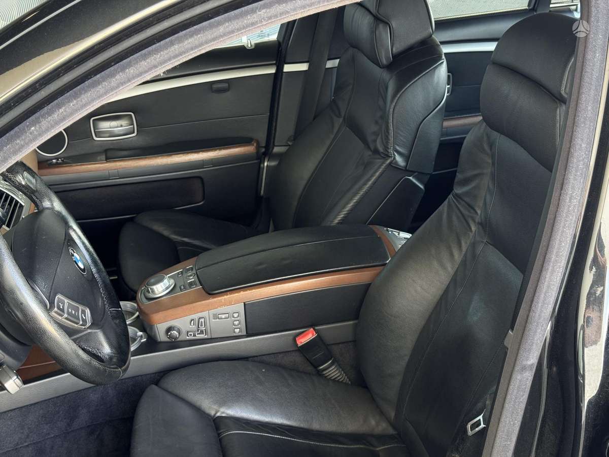 BMW 730, 3.0 l., Седан