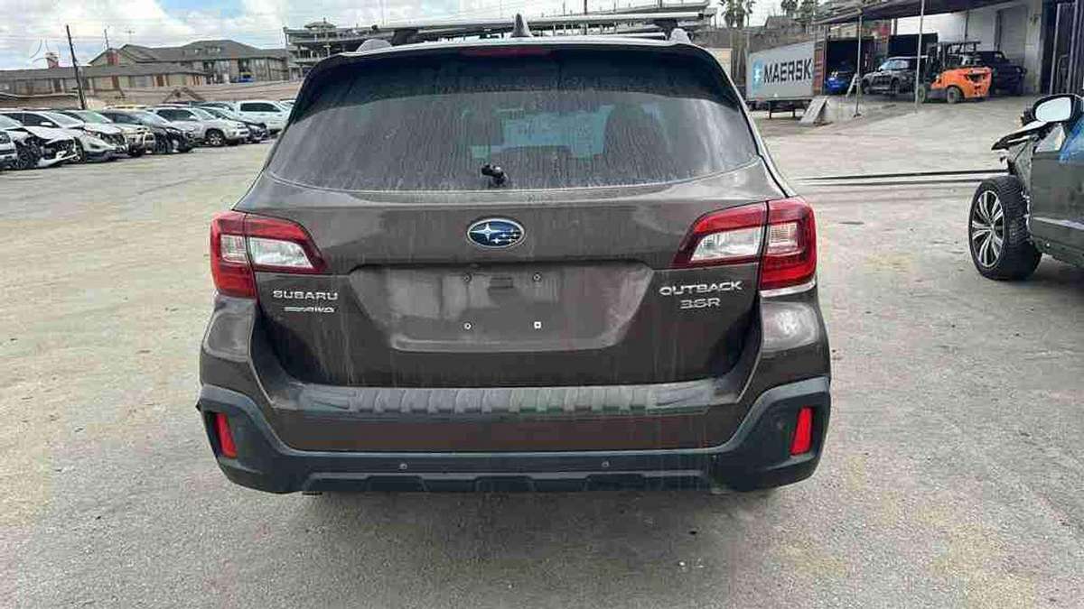 Subaru Outback, 3.6 l., wagon