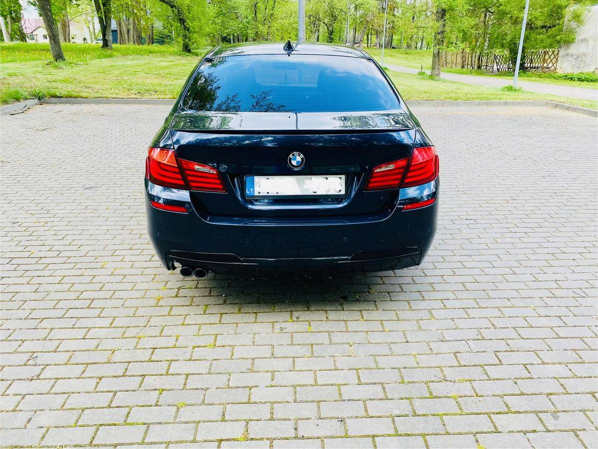 BMW 525, 2.0 l., Седан