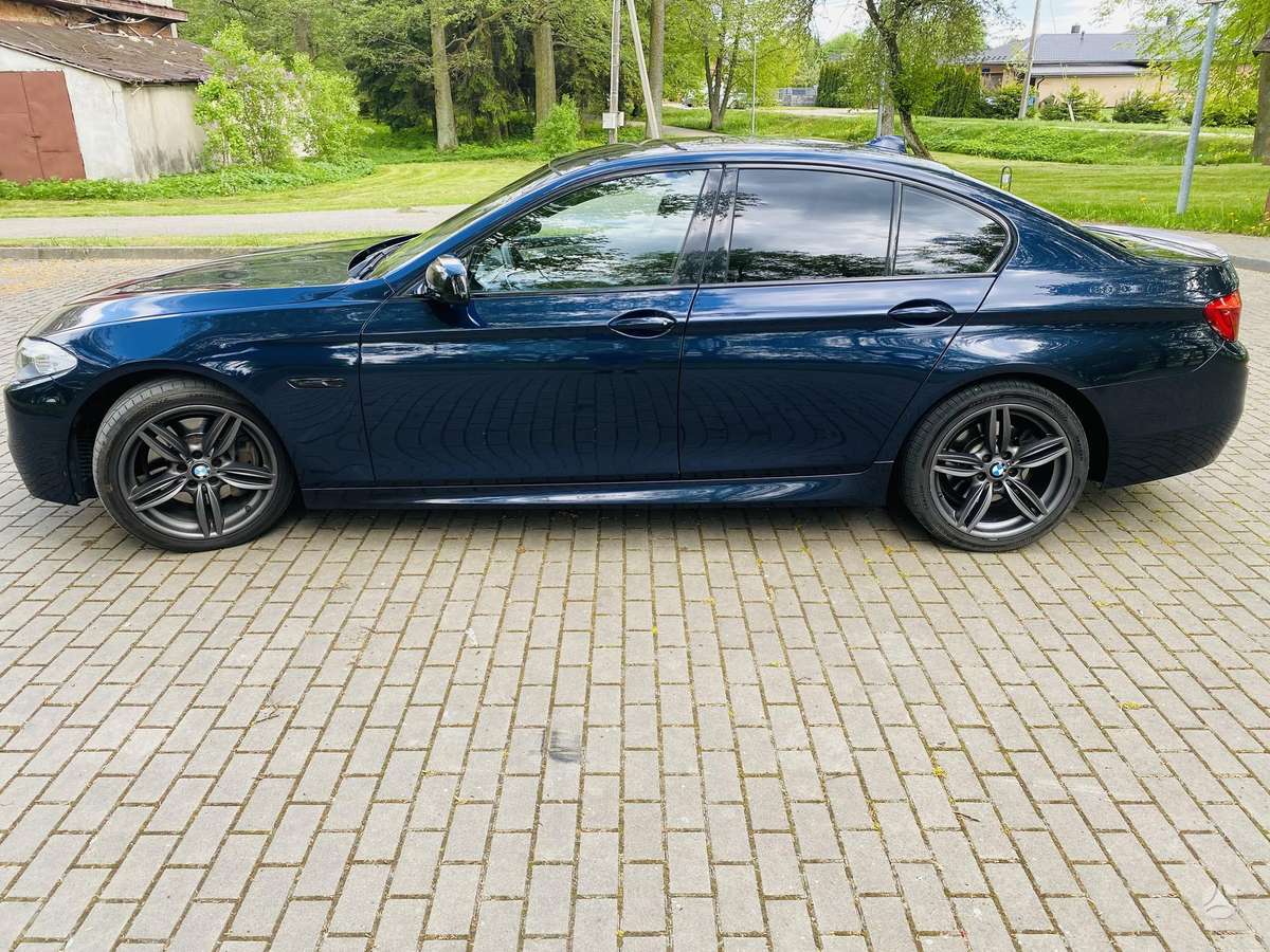 BMW 525, 2.0 l., Седан