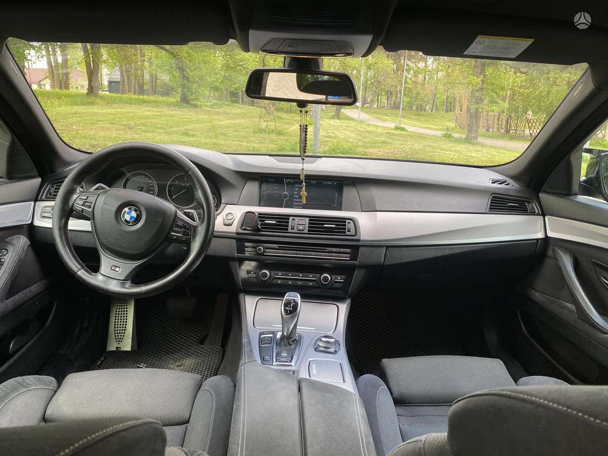 BMW 525, 2.0 l., Седан