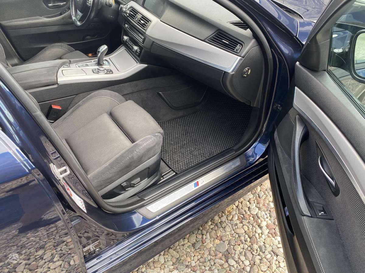 BMW 525, 2.0 l., Седан
