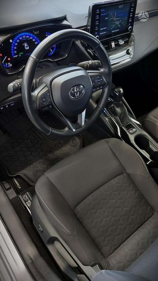 Toyota Corolla - 9