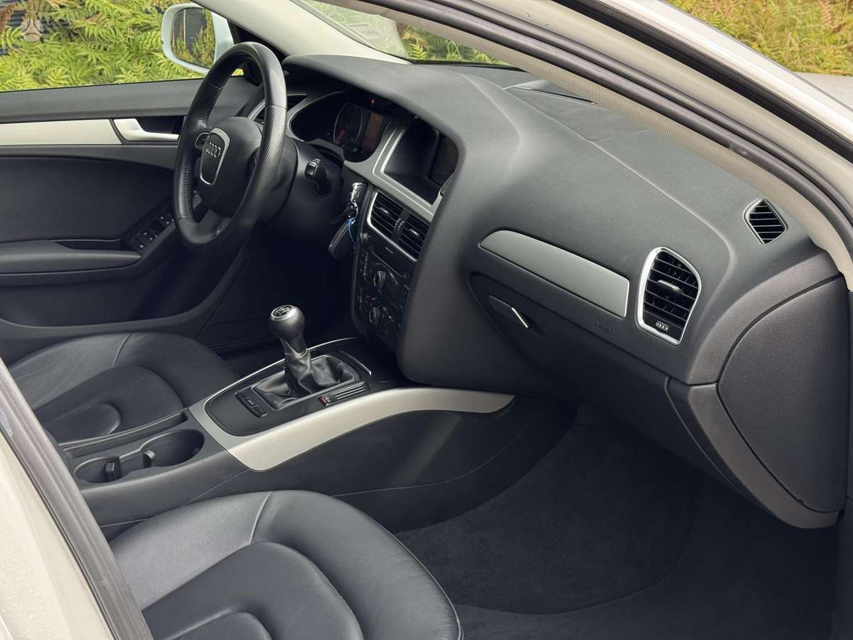 Audi A4, 2.0 l., universalas